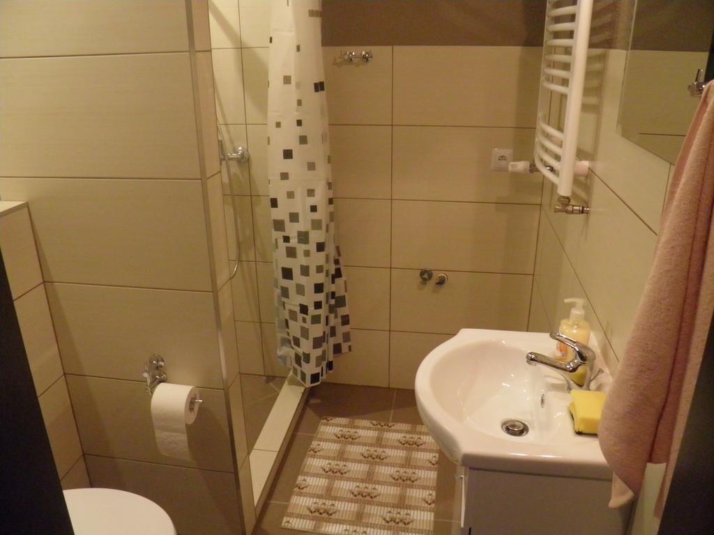 Pensjonat Zofia Demska Brzeg Extérieur photo
