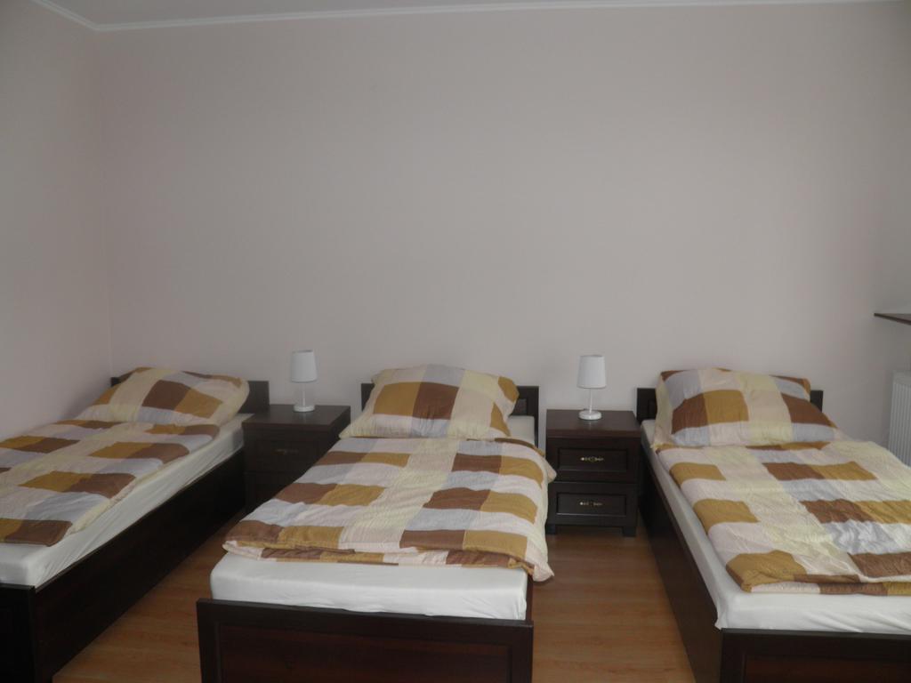 Pensjonat Zofia Demska Brzeg Extérieur photo